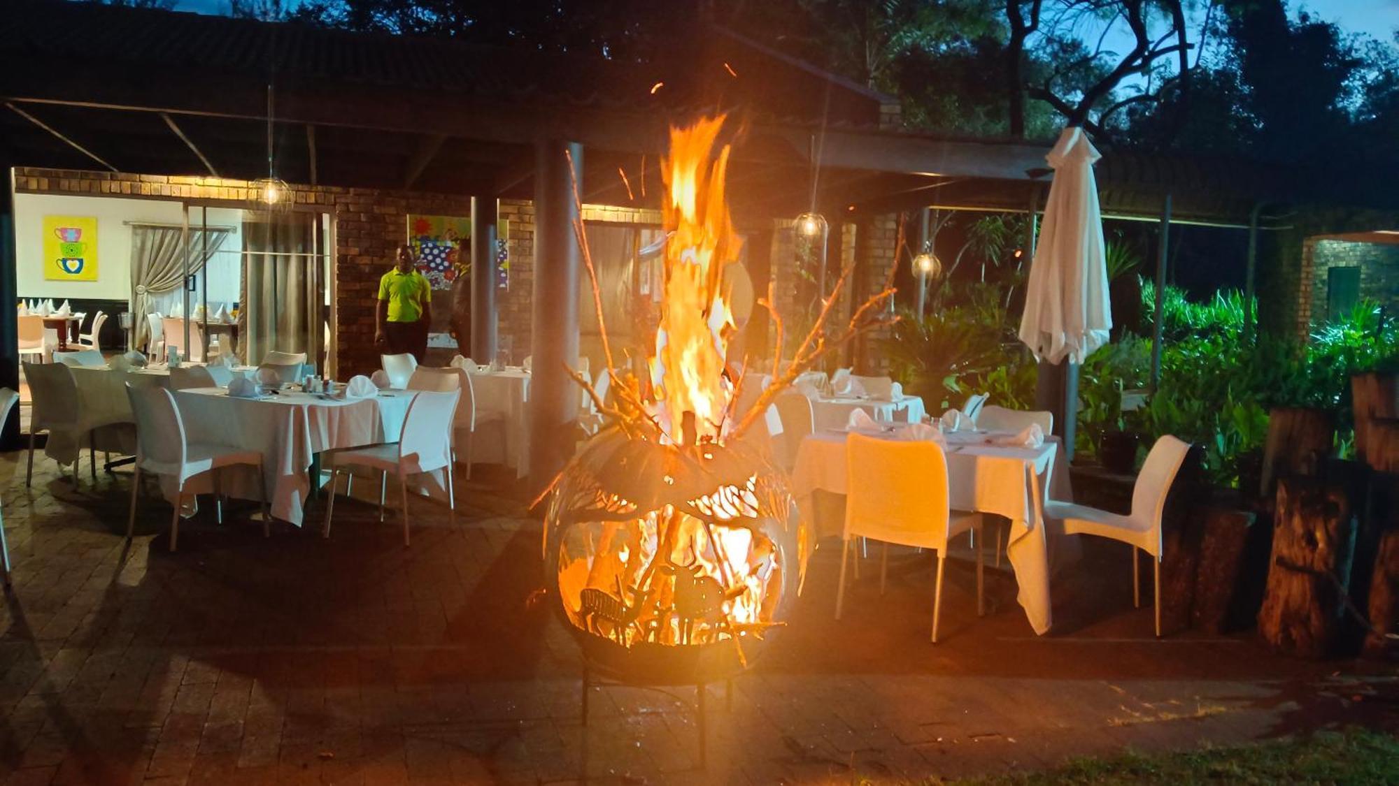 The Venue Country Hotel & Spa Pelindaba Exteriör bild